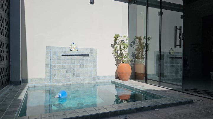 1b4cd4aa-614f-490d-9d9f-945a3bb5f614