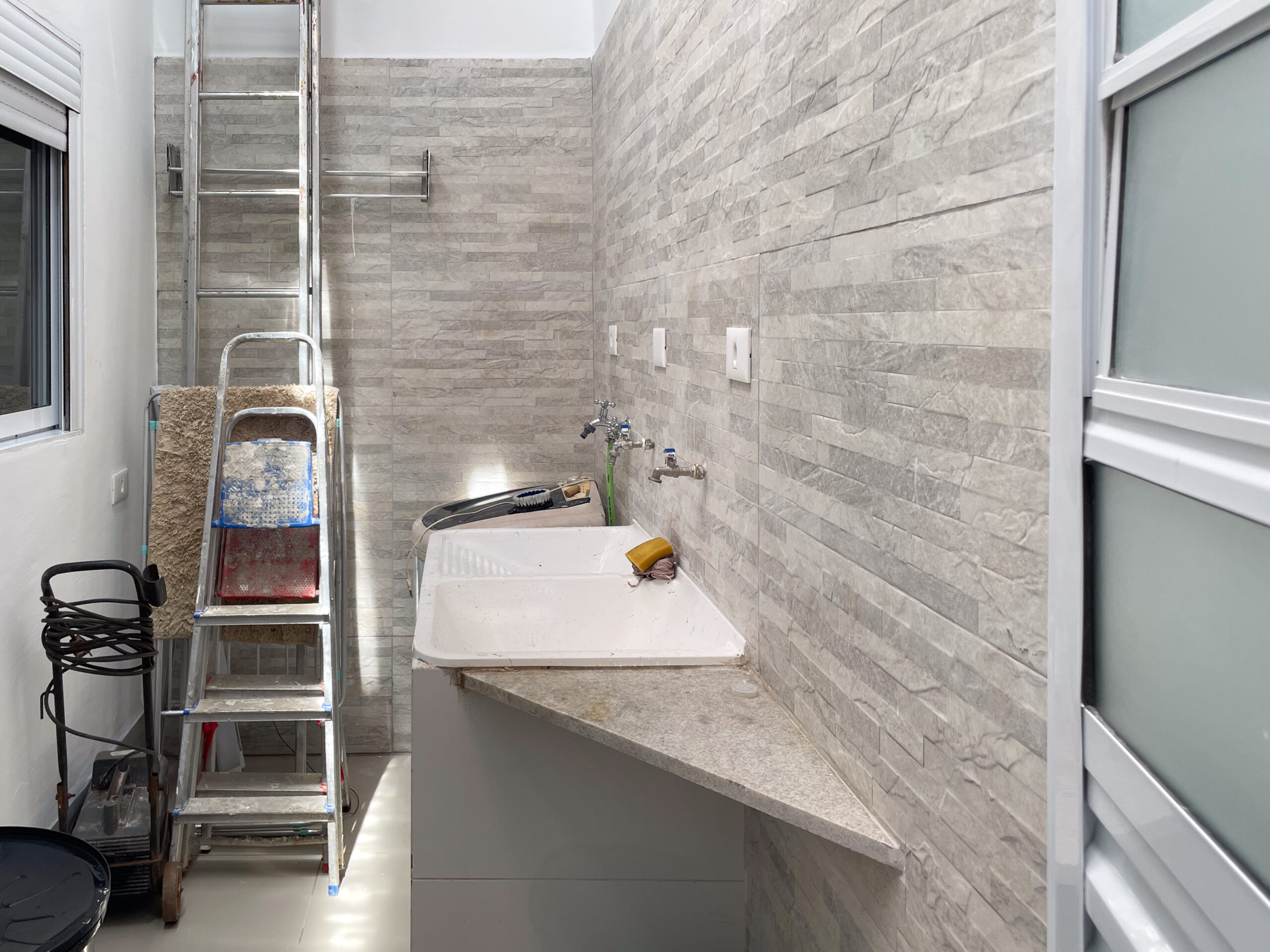 20251103_155752171_iOS