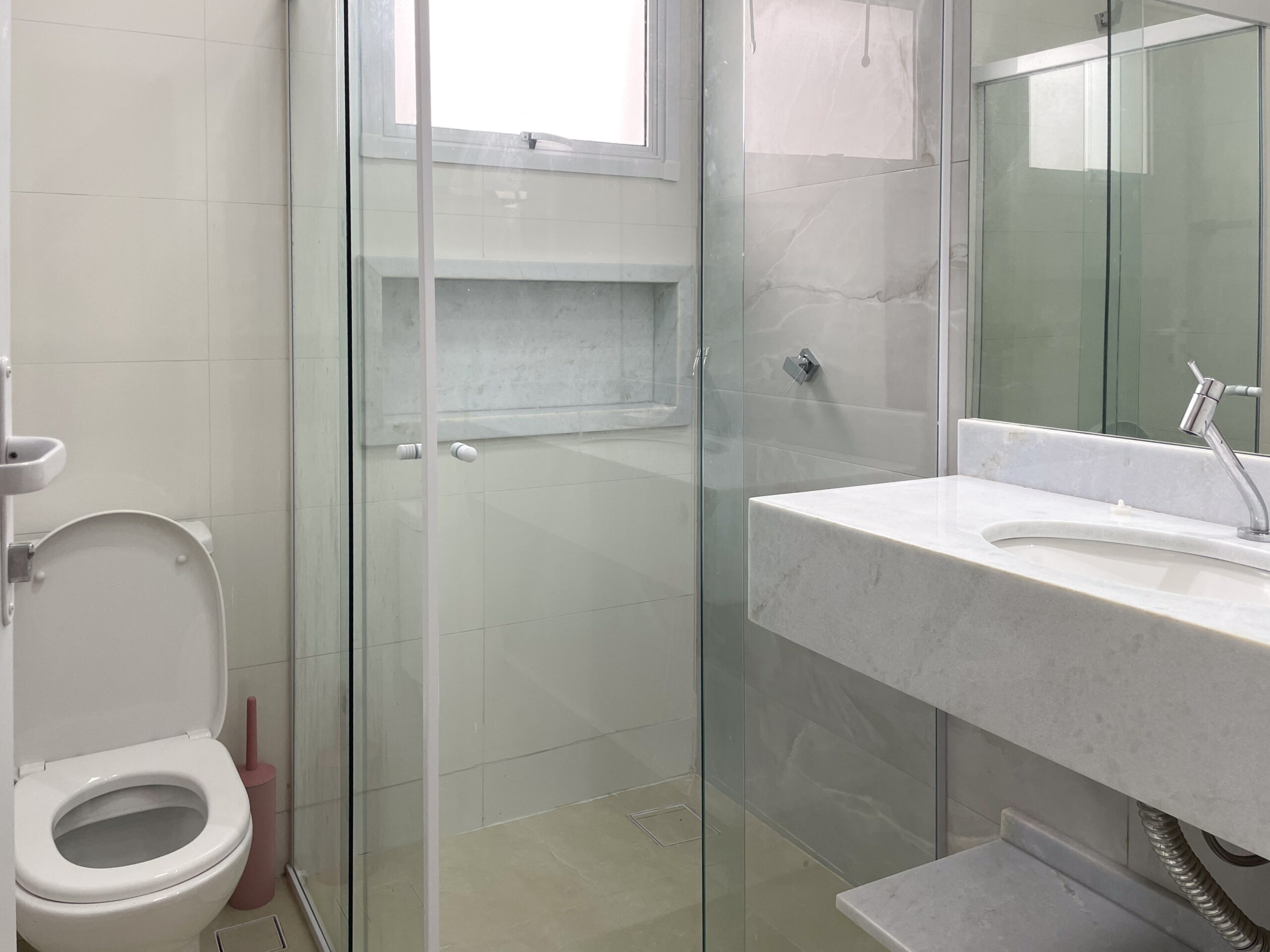 20251103_160848388_iOS