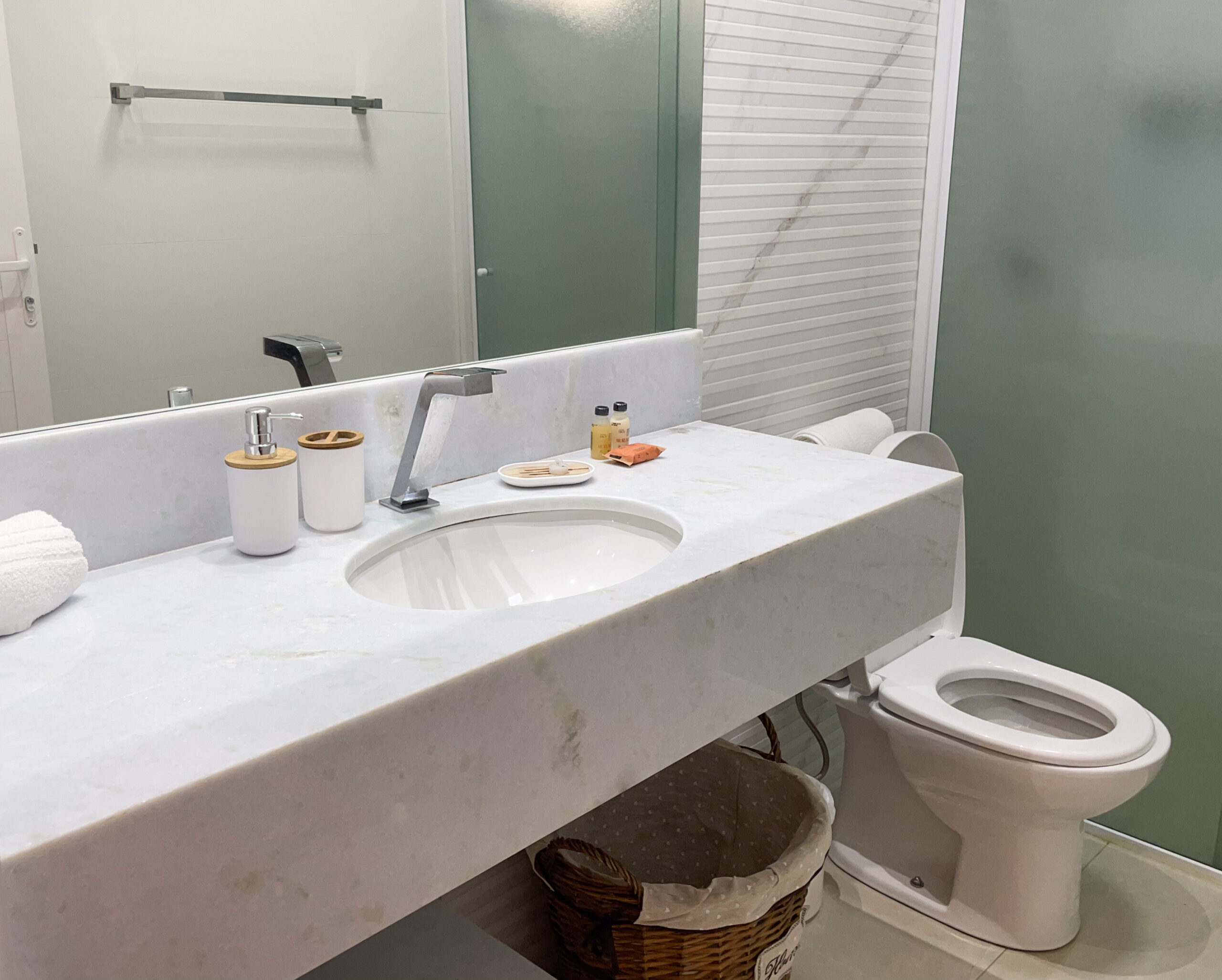 20251103_161201025_iOS