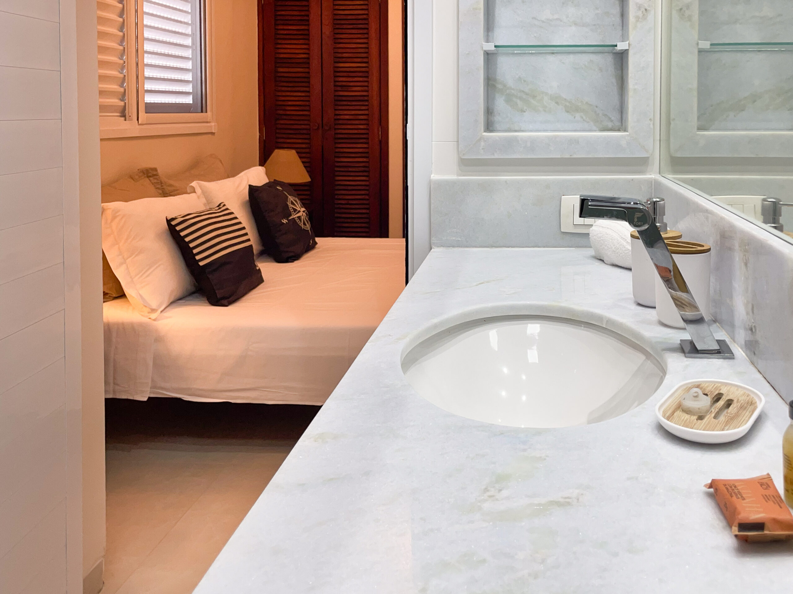 20251103_161217557_iOS