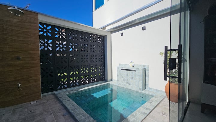 2cea452c-9f8b-4e1a-be5a-5afb0d3e7ab4