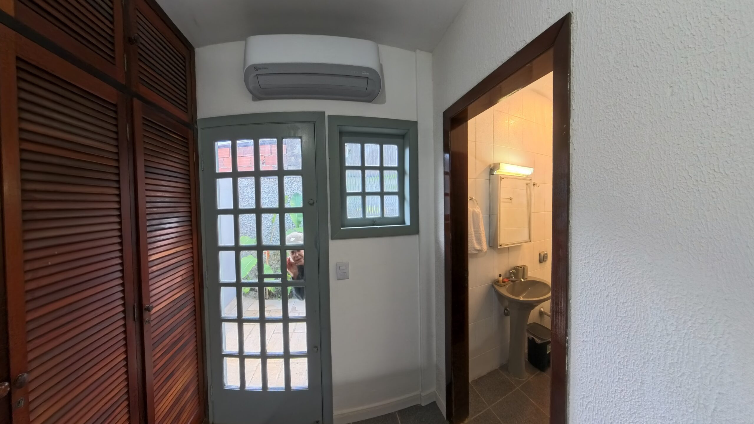 IMG_20250902_164101_00_044_2025-09-02_18-56-57_screenshot