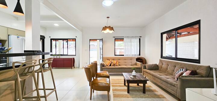 a04fc672-d2c7-4d5a-8678-5cc839bf7ee1