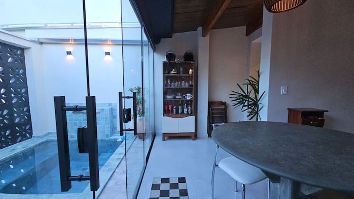 db8e8735-1a27-49e7-80be-d1235b725311